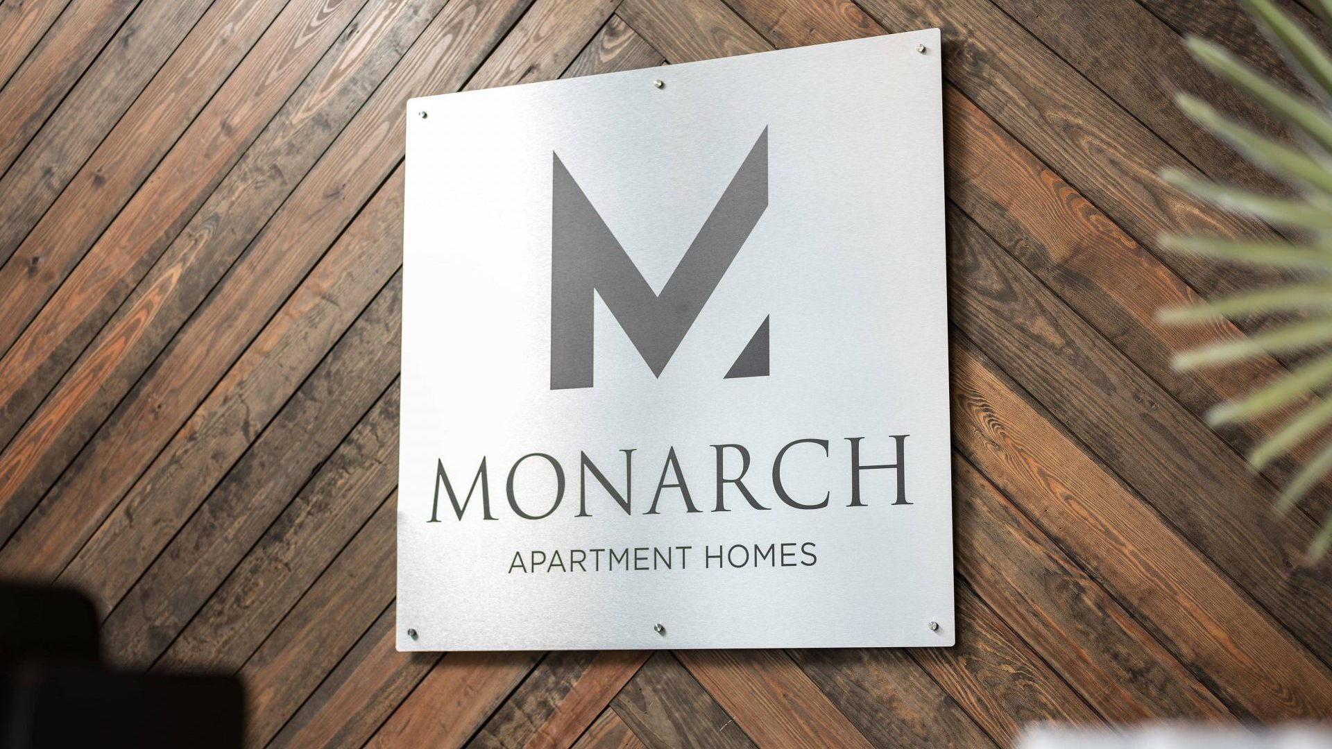 monarch-apartments-10